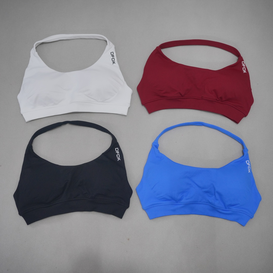 Biustonosz sportowy bezszwowy  – Sports Bra High Impact recenzja i cena